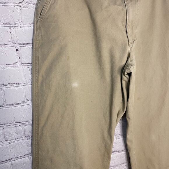 Men’s Patagonia khaki pants - Picture 3 of 8